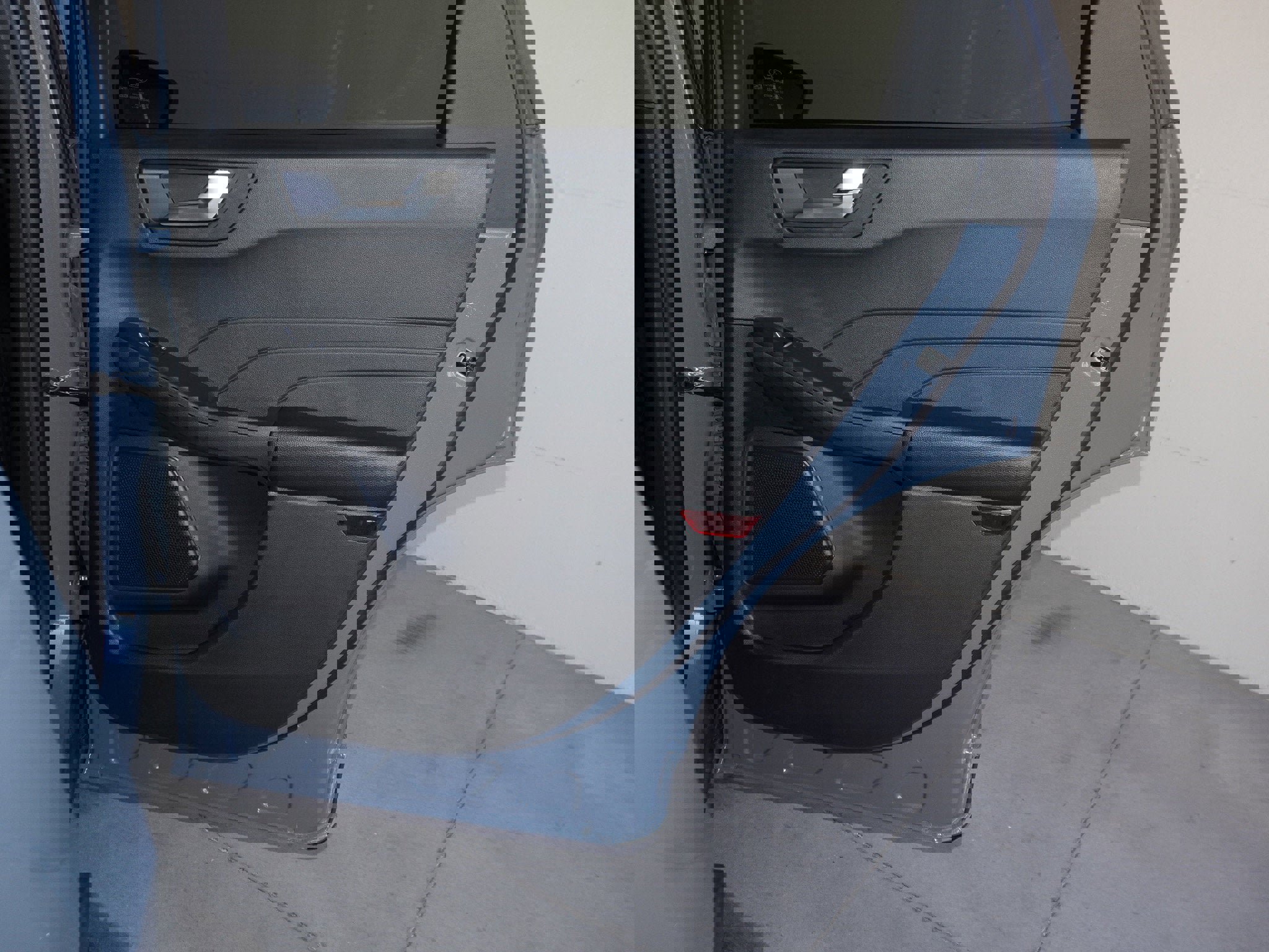 New 2025 Ford Escape SE w/ Class II Trailer Tow Package image 44