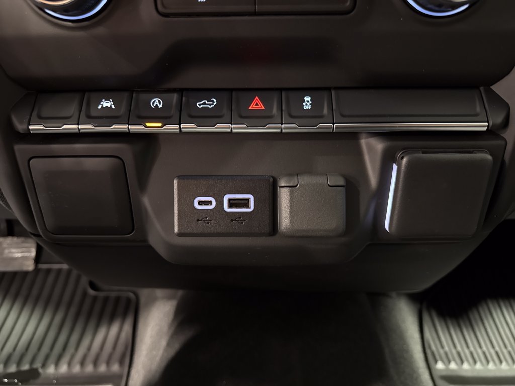 New 2026 Chevrolet Silverado 1500 Custom AWD/4WD image 17