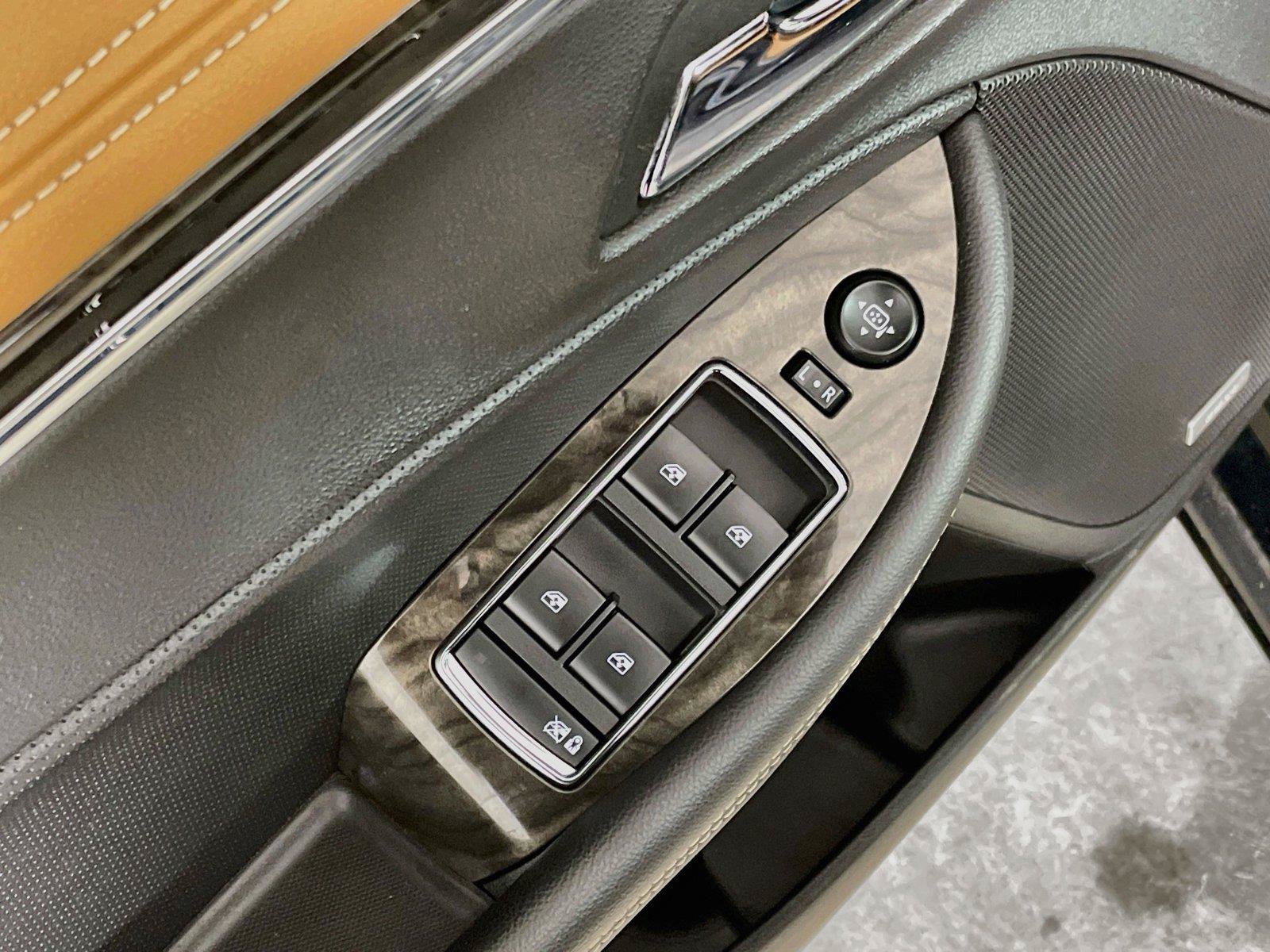 Used 2015 Chevrolet Impala LTZ FWD image 20