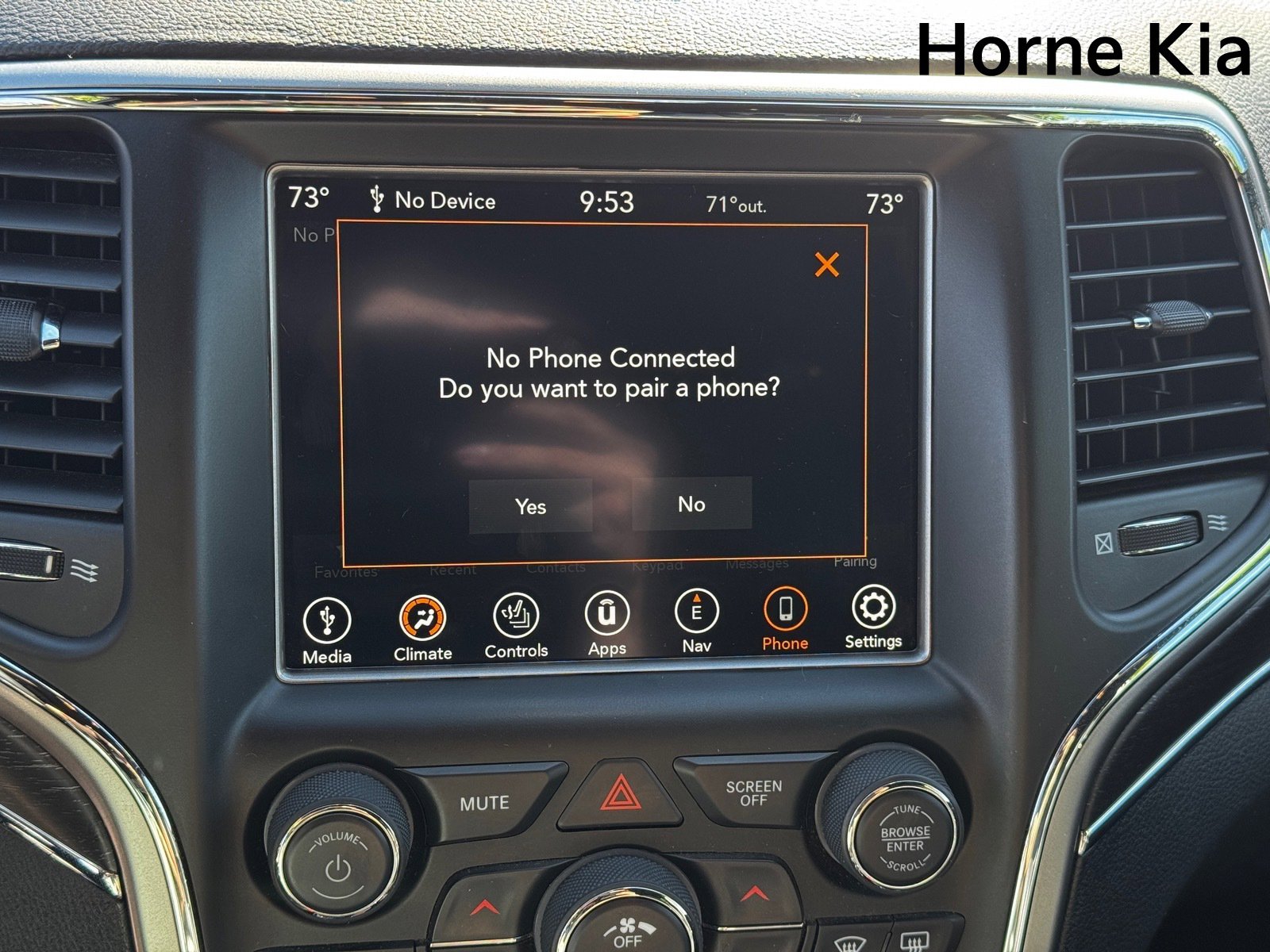 Used 2018 Jeep Grand Cherokee Limited w/ Luxury Group II image 19