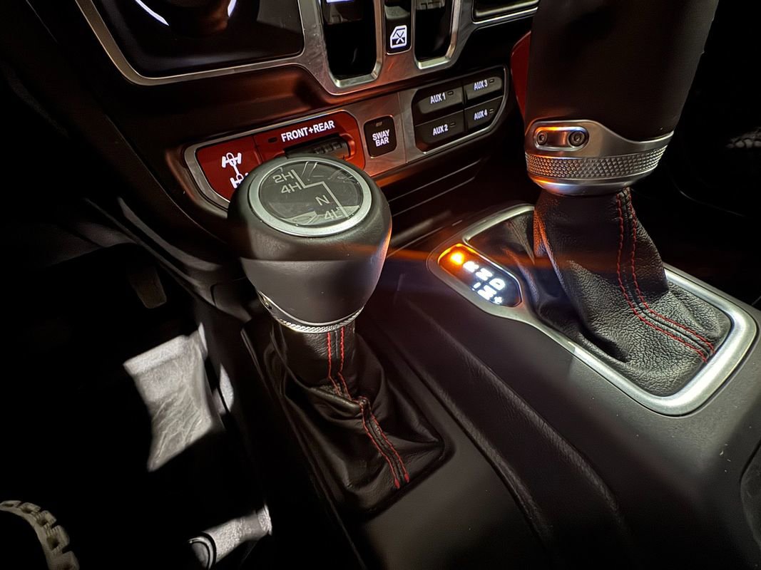 Used 2018 Jeep Wrangler Unlimited Rubicon w/ LED Lighting Group image 22