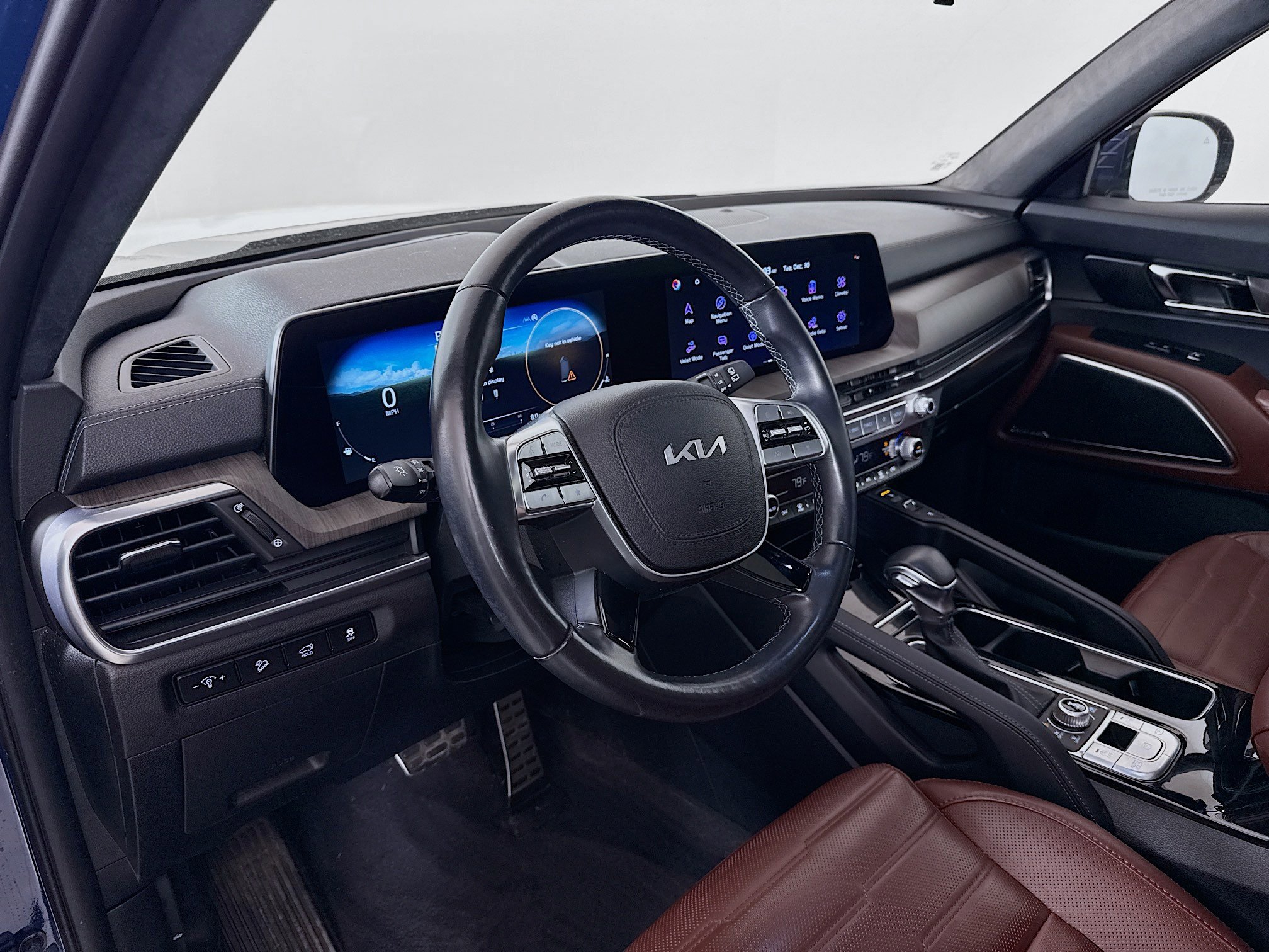 Used 2022 Kia Telluride S image 9