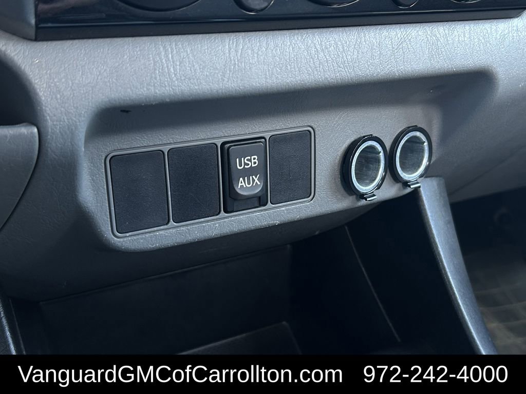 Used 2015 Toyota Tacoma PreRunner w/ SR5 Package image 19