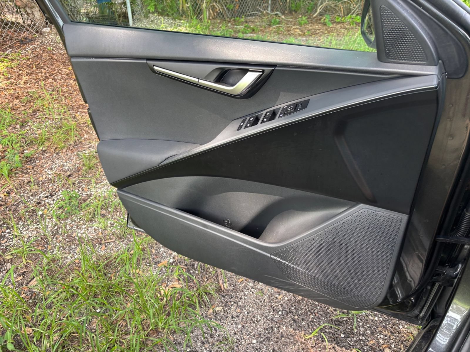Used 2026 Kia Niro LX FWD image 18