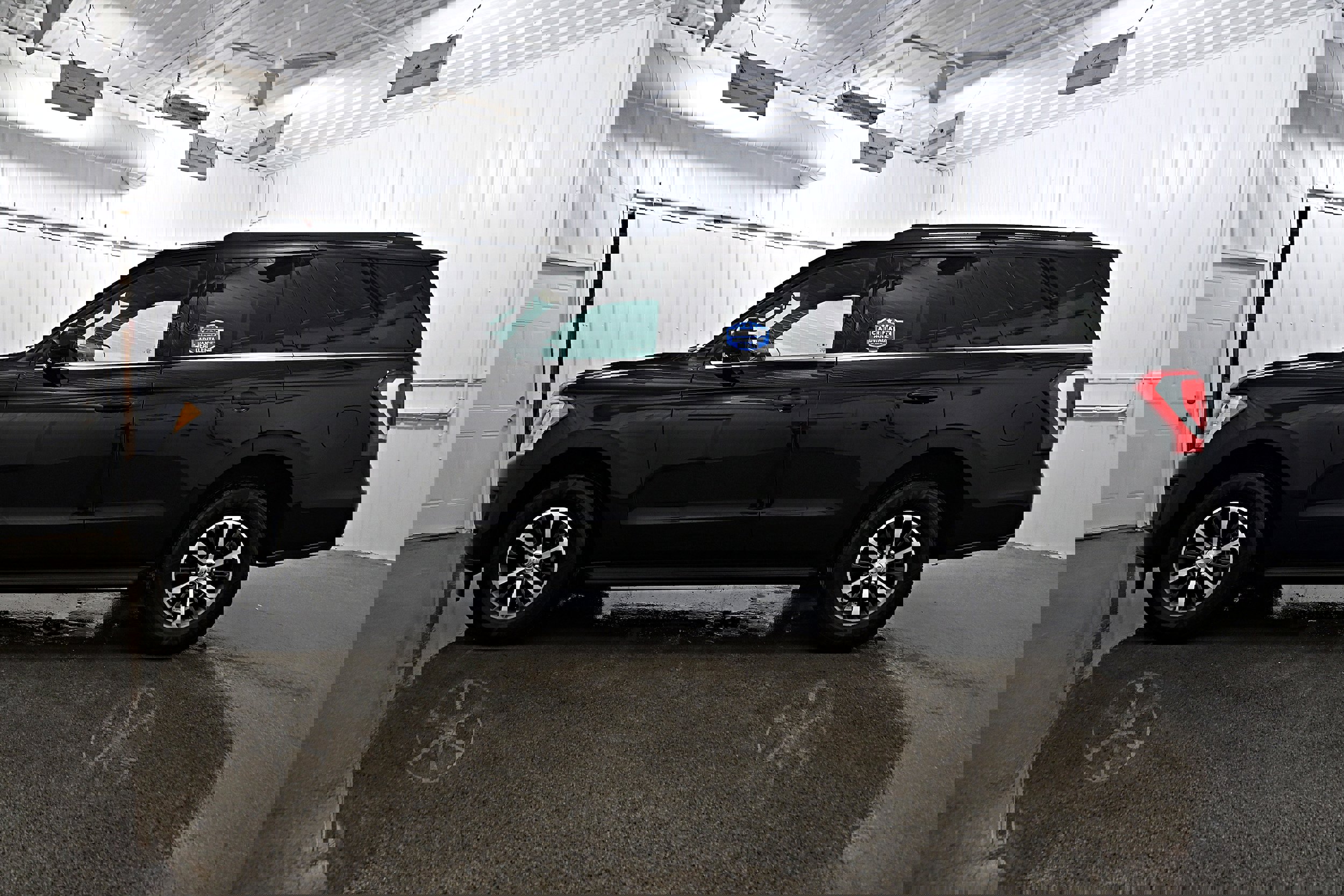 Used 2021 Ford Expedition XLT image 22