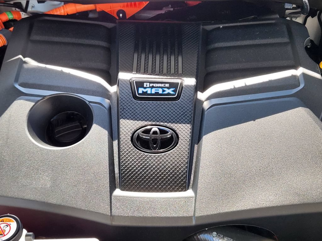 Used 2024 Toyota Tundra Limited w/ Power Package AWD/4WD image 16