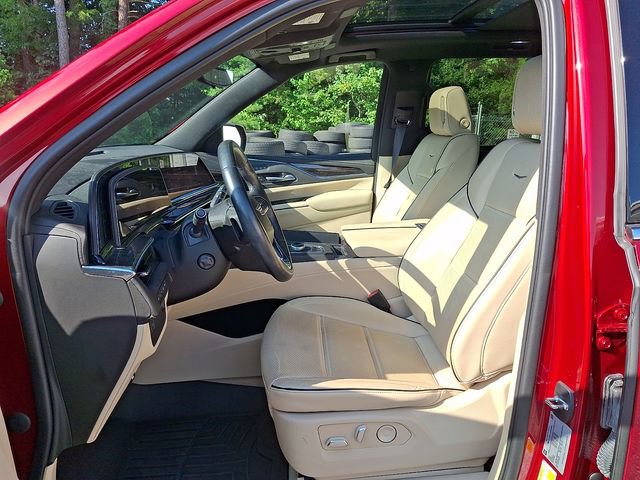Used 2022 Cadillac Escalade ESV Premium Luxury AWD/4WD image 10