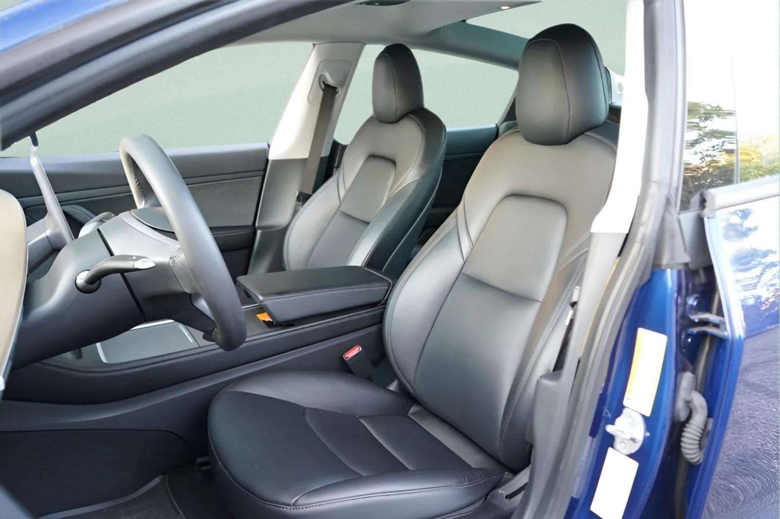 Used 2021 Tesla Model 3 Standard Range Plus image 39