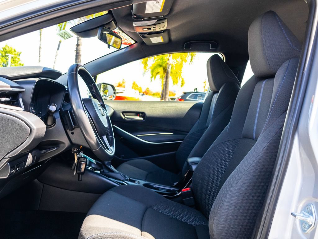 Used 2022 Toyota Corolla SE w/ Carpet Mat Package (TMS) FWD image 12