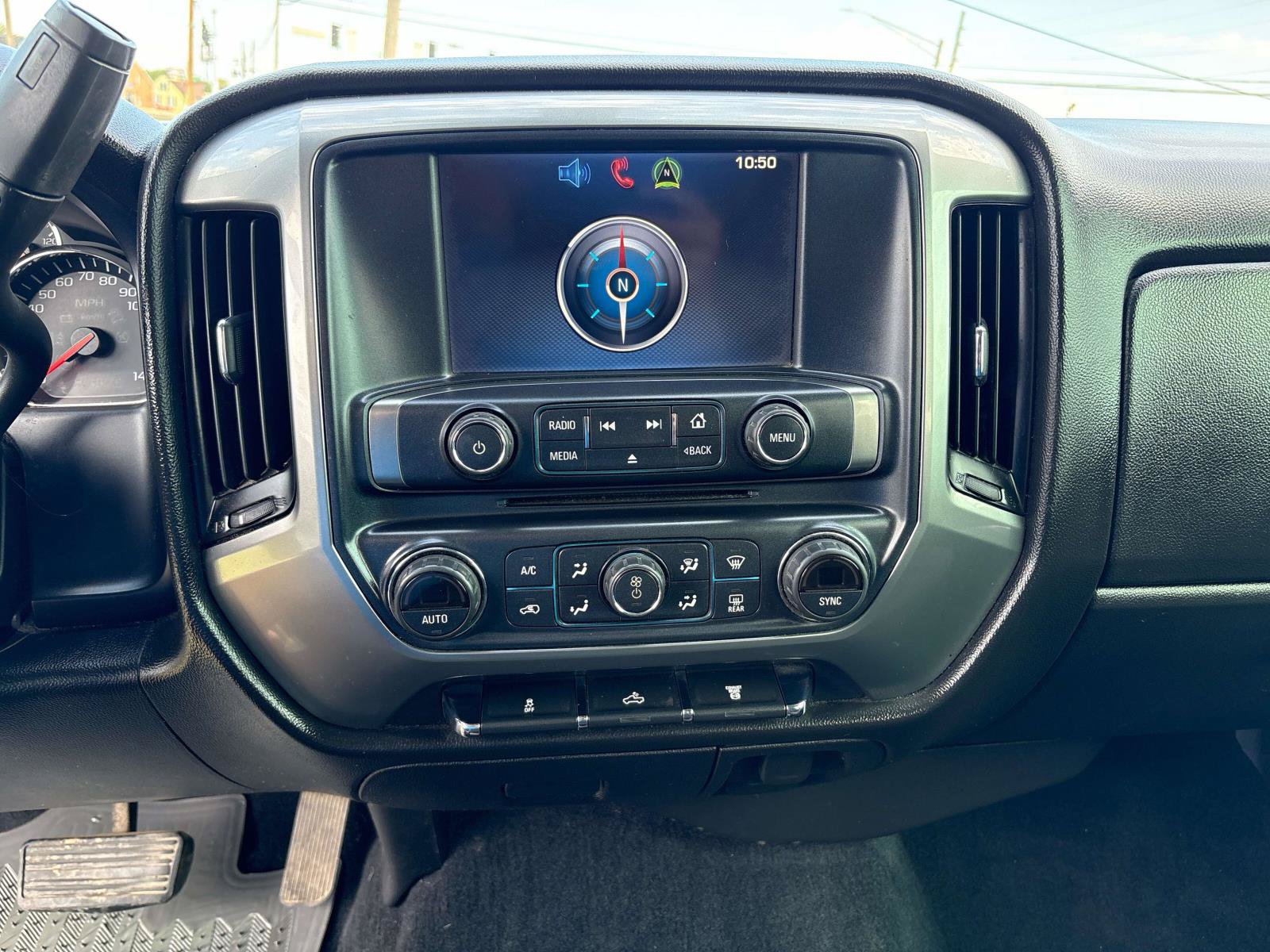 Used 2015 Chevrolet Silverado 3500 LT w/ LT Convenience Package AWD/4WD image 12