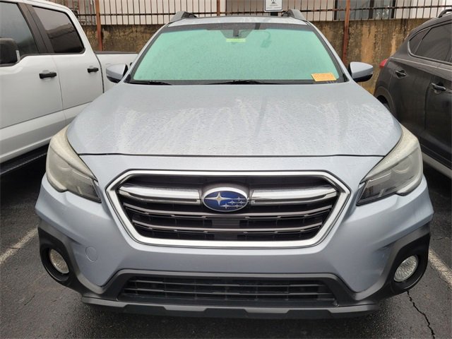 Used 2018 Subaru Outback 3.6R Limited image 2