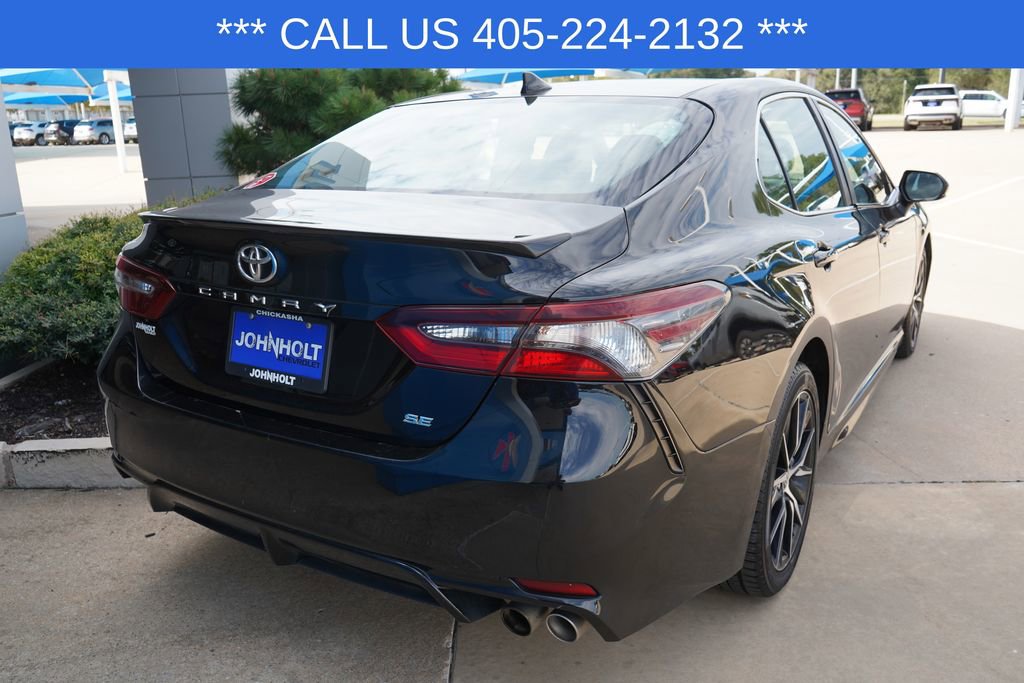 Used 2021 Toyota Camry SE image 11