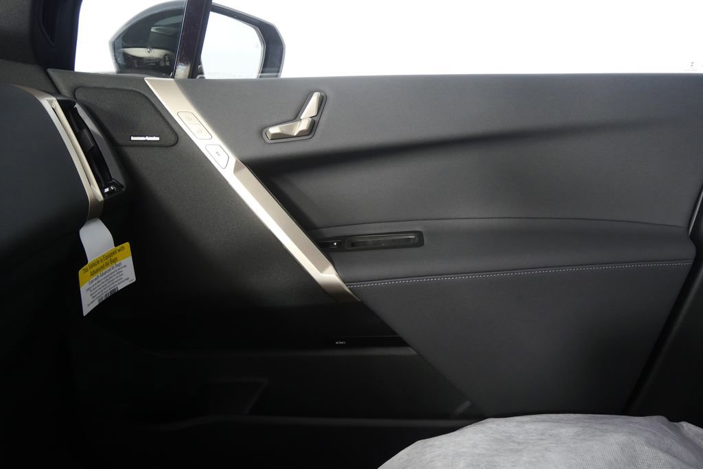 New 2026 BMW iX xDrive45 image 22