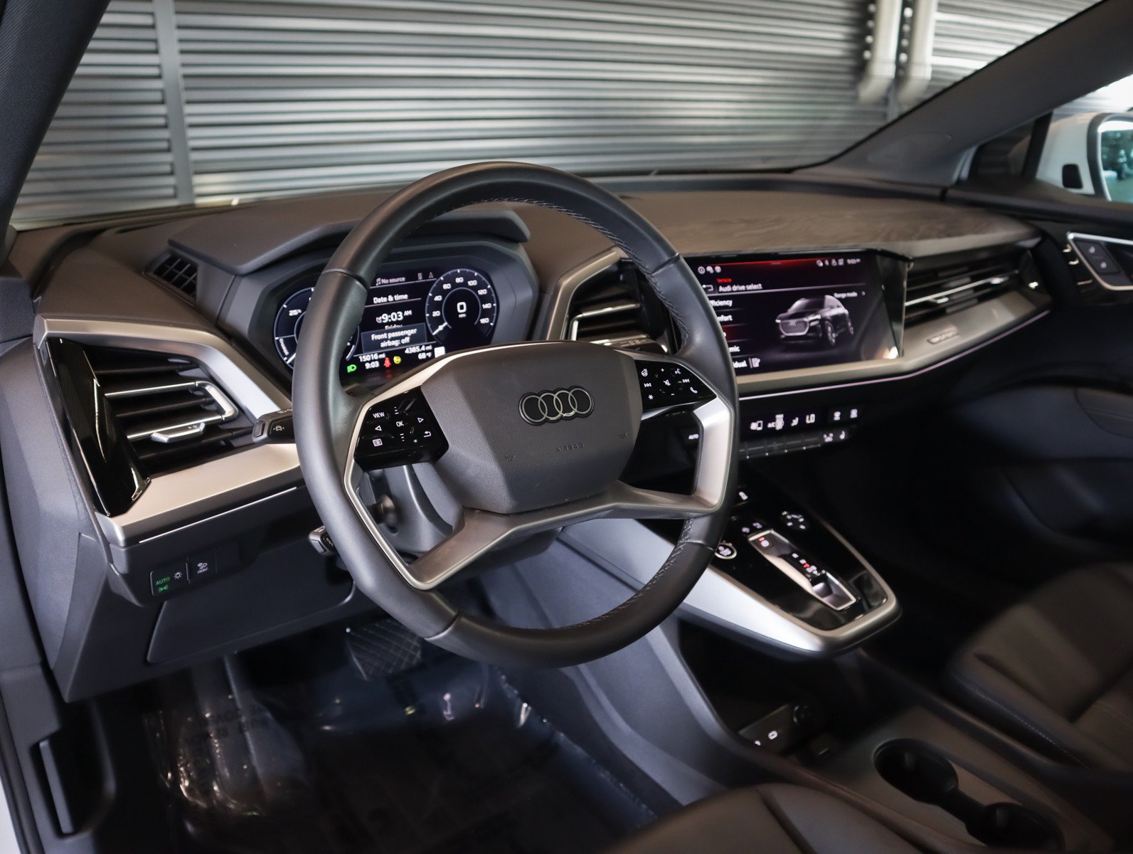 Used 2024 Audi Q4 e-tron Prestige w/ Black Optic Package AWD/4WD image 14