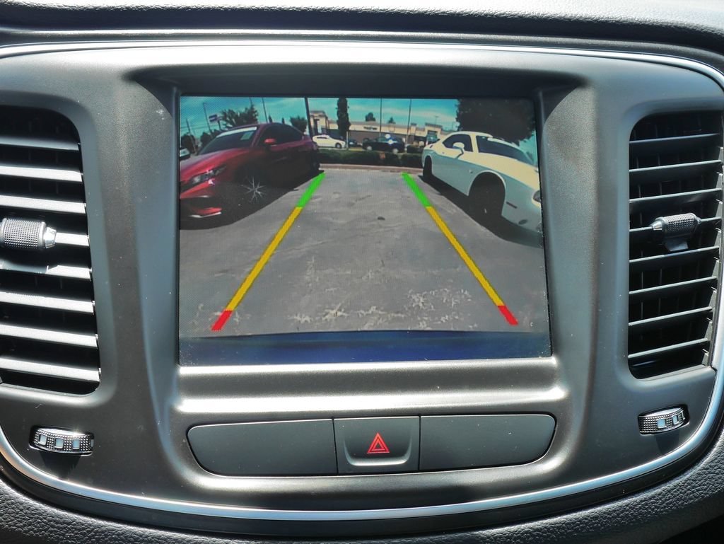 Used 2017 Chrysler 200 Limited Platinum FWD image 31