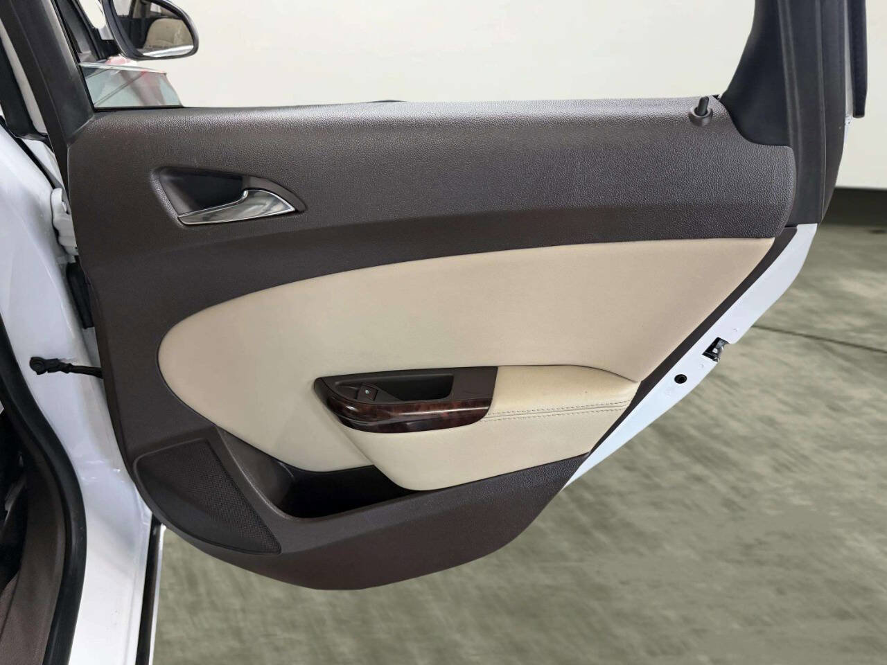 Used 2015 Buick Verano Leather w/ Experience Buick Package image 20