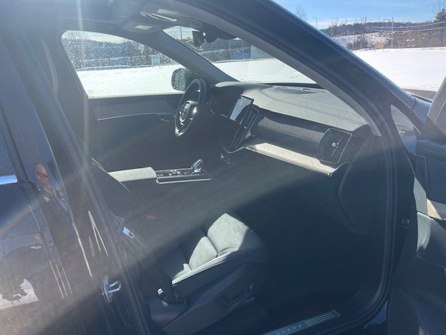 New 2026 Volvo XC90 B6 Plus w/ Protection Package Premier AWD/4WD image 10