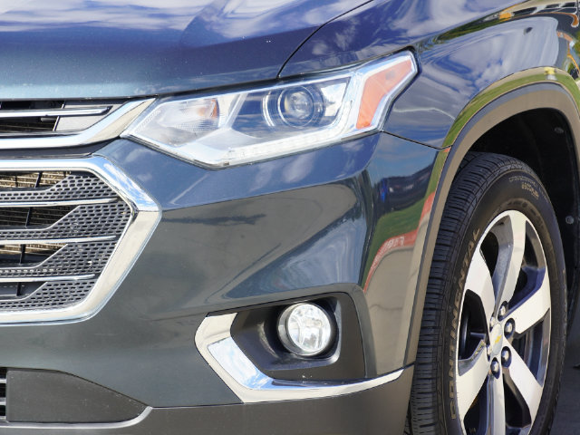 Used 2021 Chevrolet Traverse LT w/ LT Premium Package AWD/4WD image 11