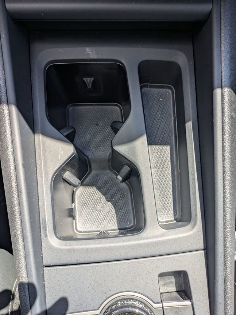 Used 2025 Volkswagen Tiguan SE w/ Panoramic Sunroof Package AWD/4WD image 28