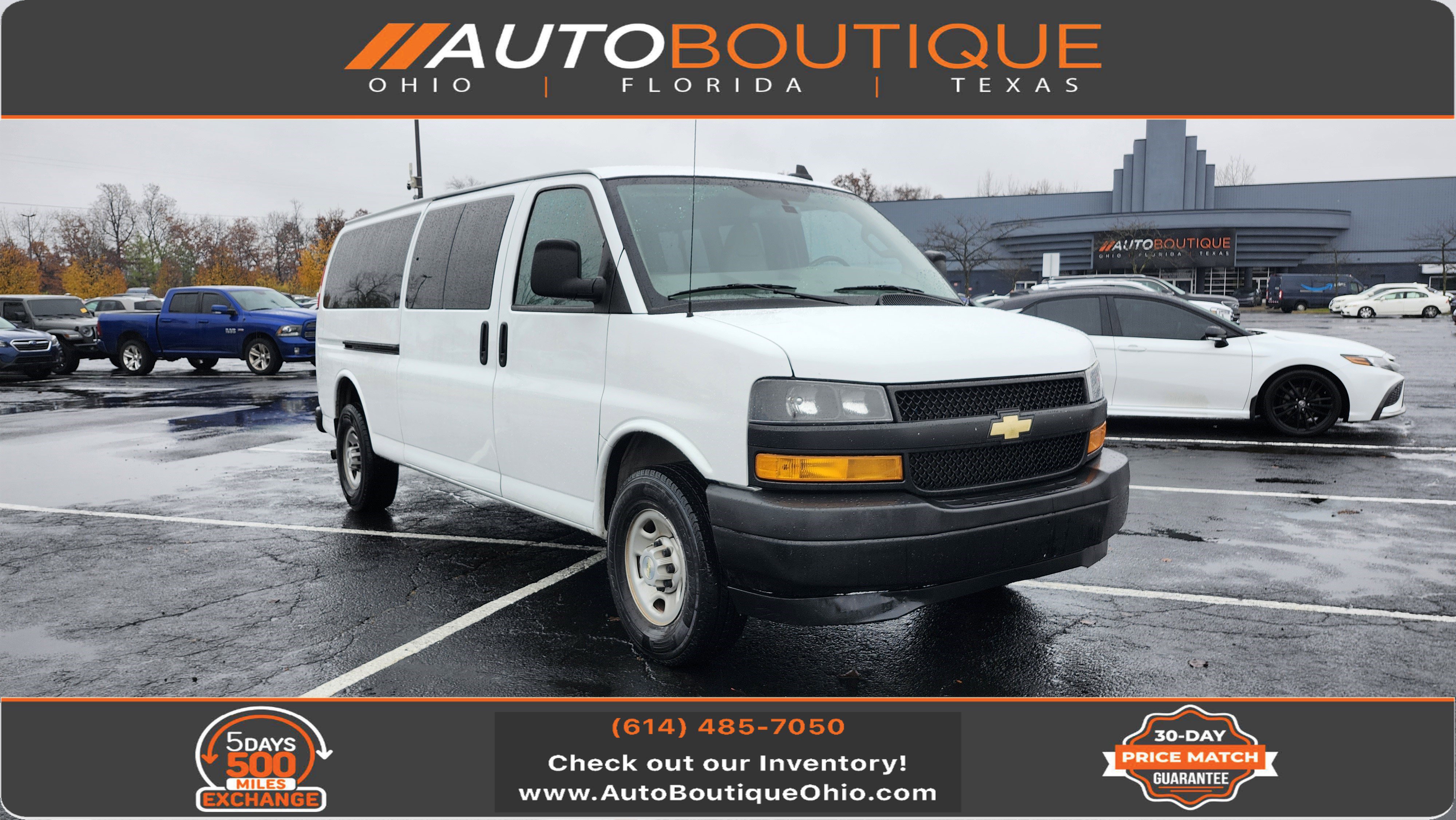 Used 2022 Chevrolet Express 3500 LS image 1