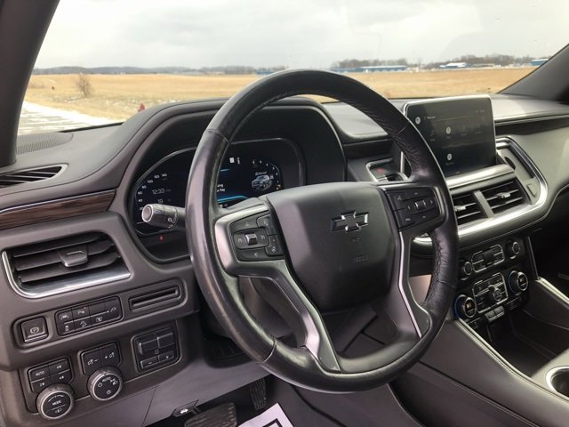 Used 2022 Chevrolet Suburban Z71 w/ Z71 Off-Road Package image 11