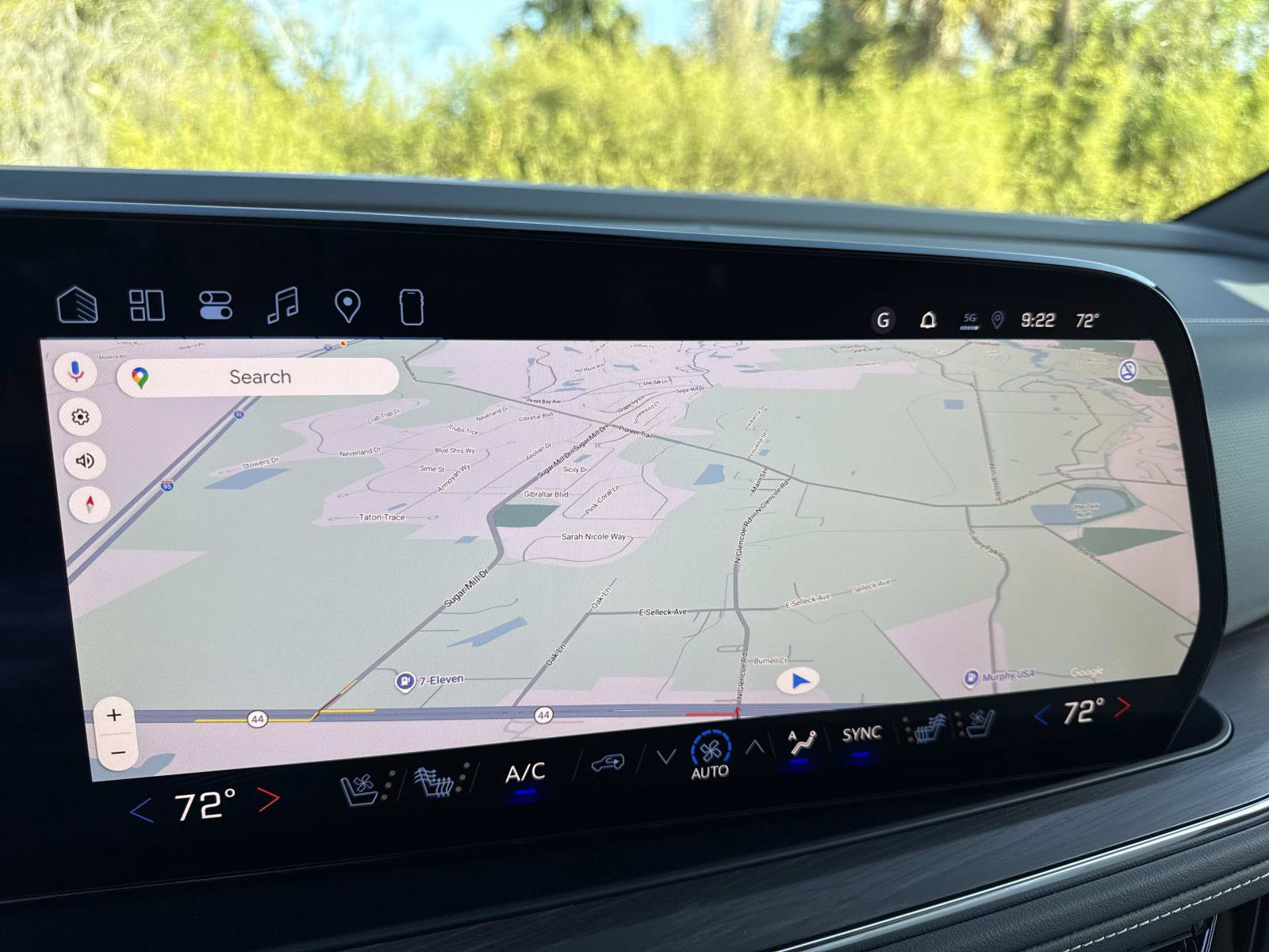 New 2026 Chevrolet Suburban Premier image 28