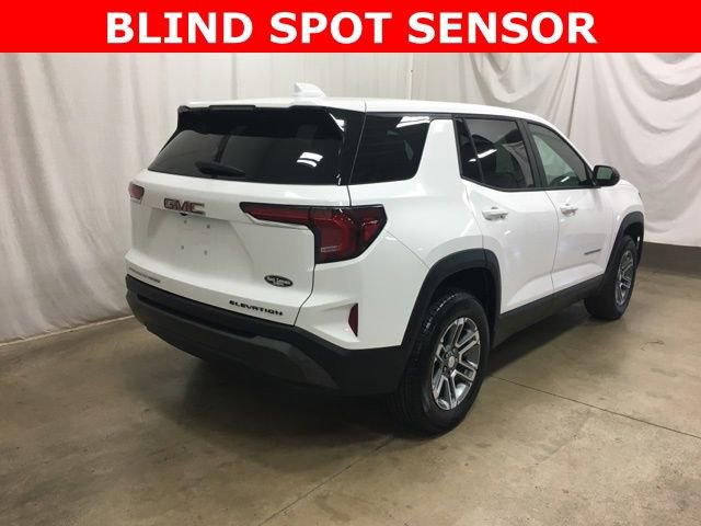 Used 2025 GMC Terrain Elevation image 4