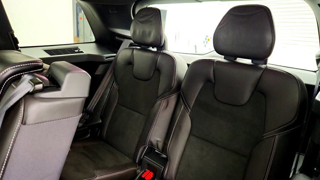 Used 2017 Volvo XC90 T8 R-Design w/ Vision Package image 23