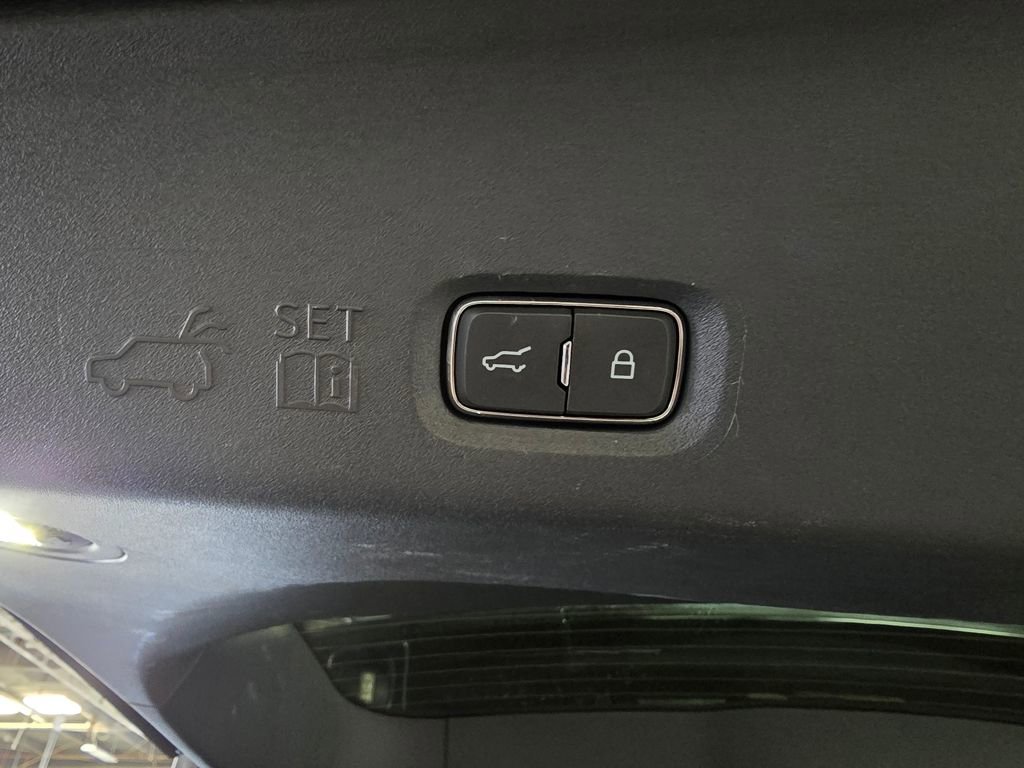 Used 2025 Ford Expedition Max Platinum image 25