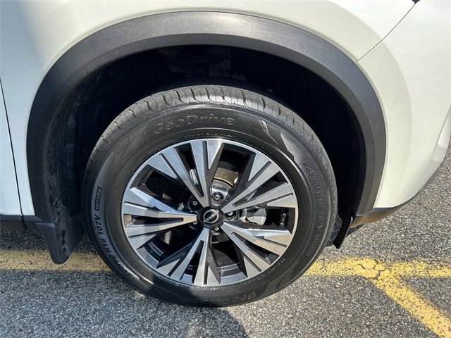 Certified 2023 Nissan Rogue SV w/ SV Premium Package image 13