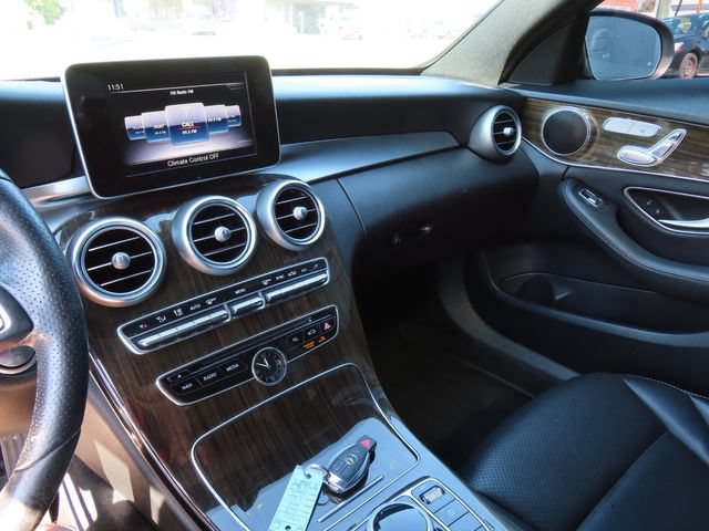 Used 2018 Mercedes-Benz C 300 4MATIC Sedan image 18