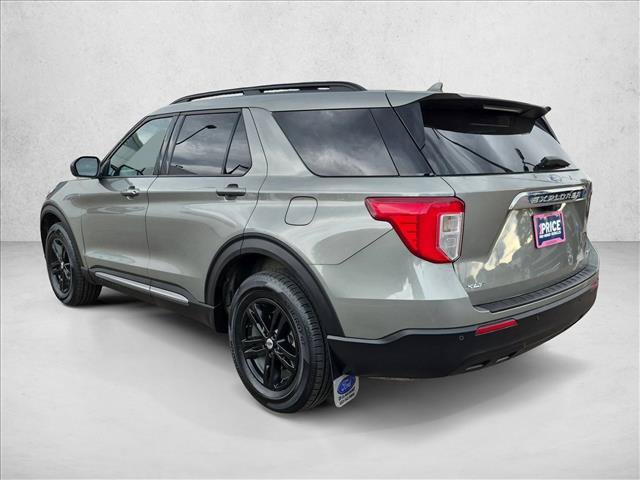 Used 2020 Ford Explorer XLT AWD/4WD image 8