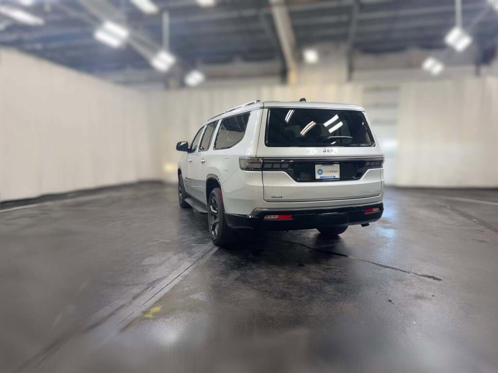 New 2026 Jeep Grand Wagoneer L Limited image 9