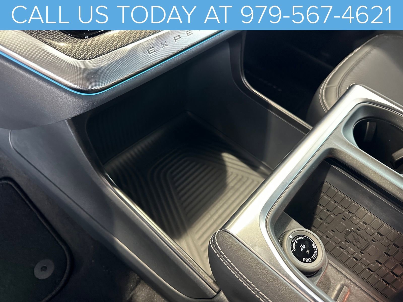 New 2025 Ford Expedition Platinum w/ Stealth Performance Package image 38
