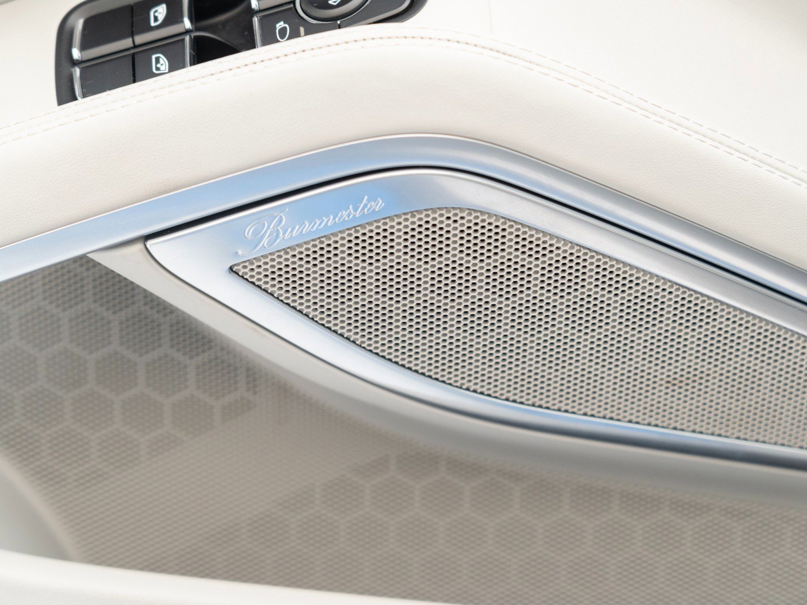 Certified 2025 Porsche 718 Boxster GTS image 23