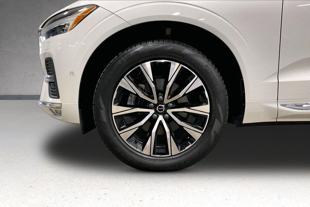 Certified 2023 Volvo XC60 B5 Plus w/ Climate Package AWD/4WD image 34