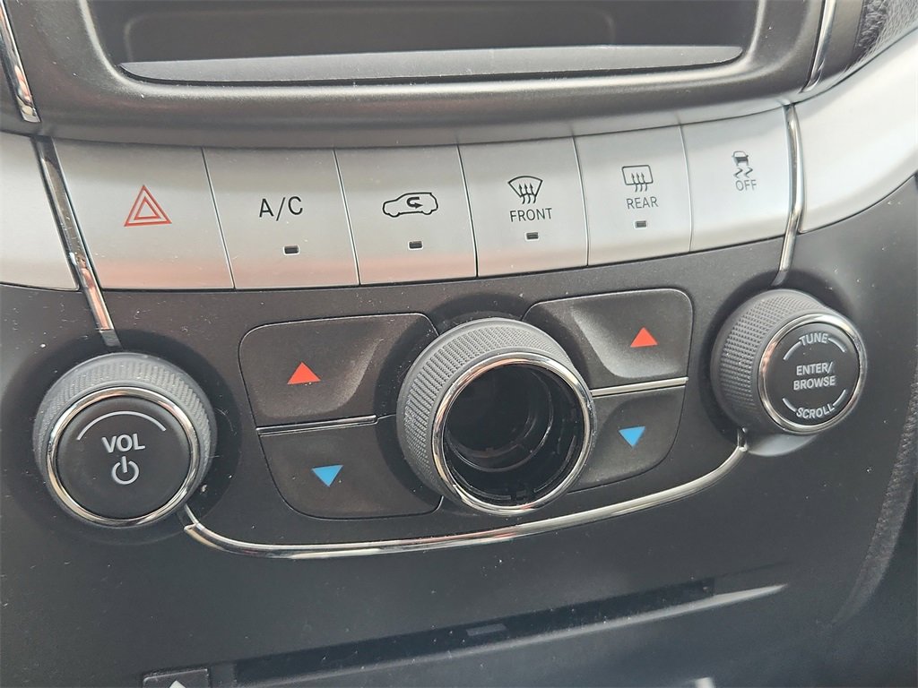 Used 2019 Dodge Journey SE w/ Blacktop Package image 22