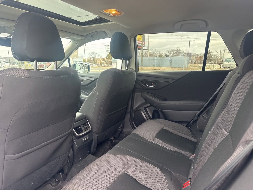 Used 2022 Subaru Outback Premium image 18