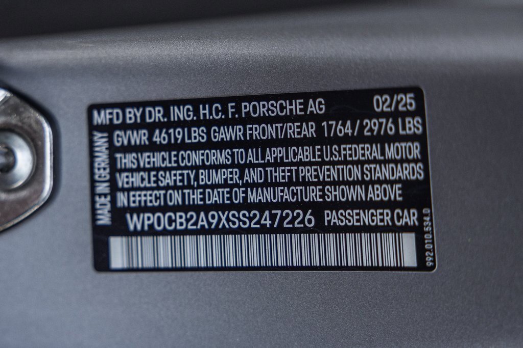 Used 2025 Porsche 911 Carrera GTS image 28