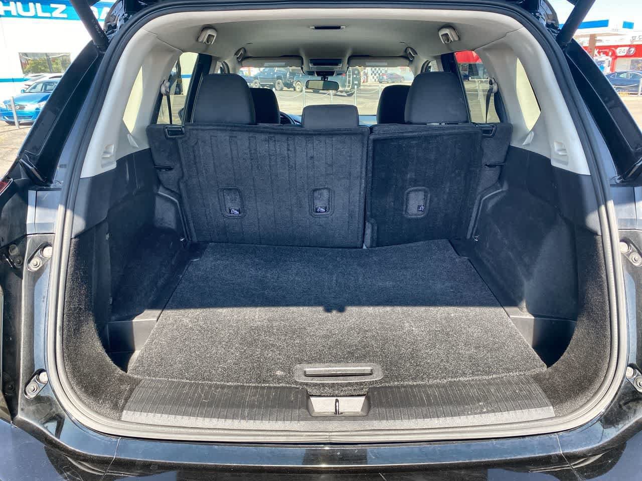 Used 2024 Nissan Rogue SV FWD image 22
