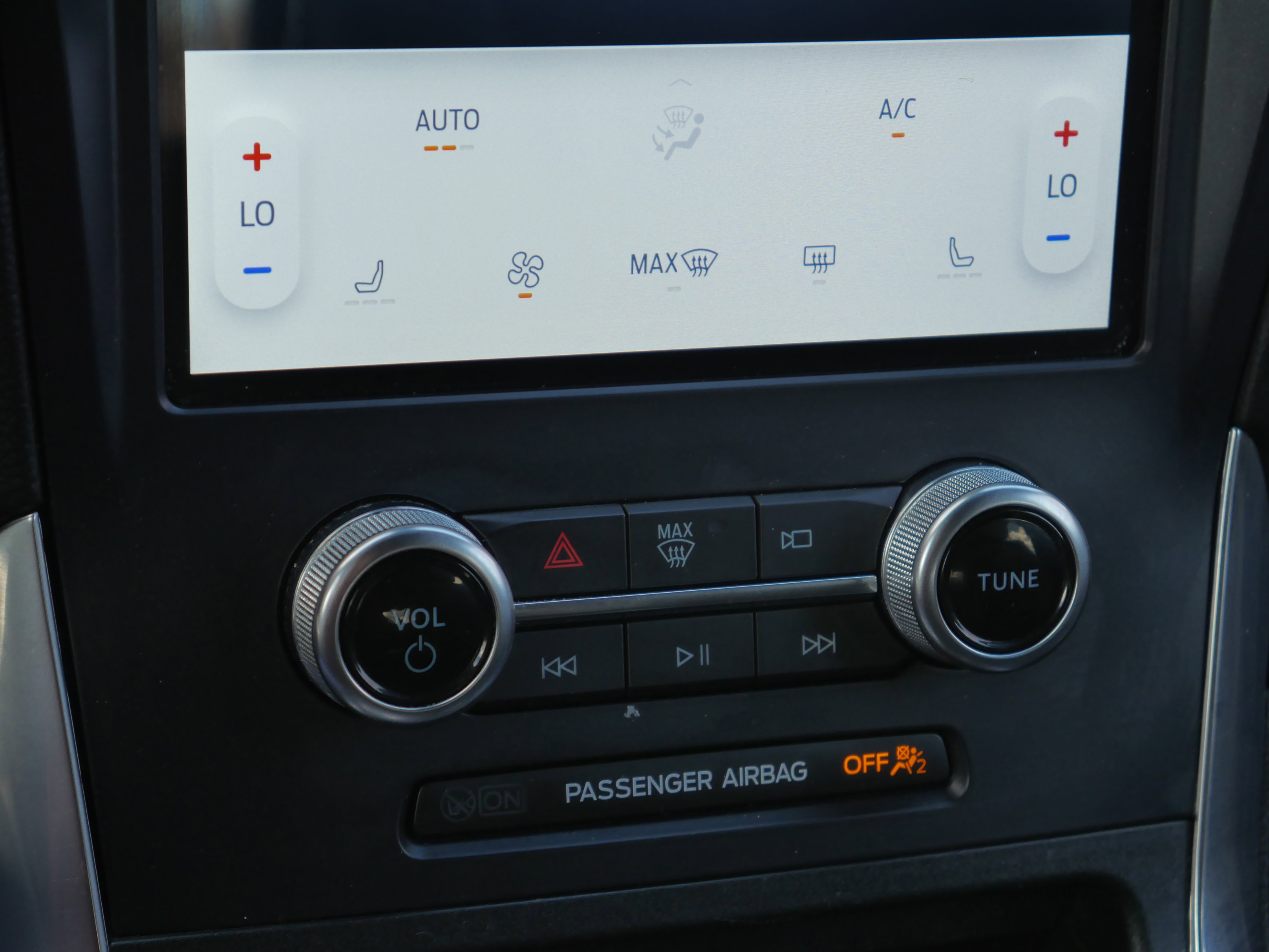 Used 2023 Ford Edge ST AWD/4WD image 14