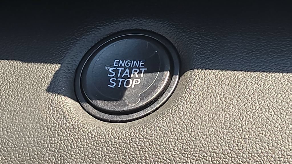 New 2026 Hyundai Elantra Sport FWD image 28