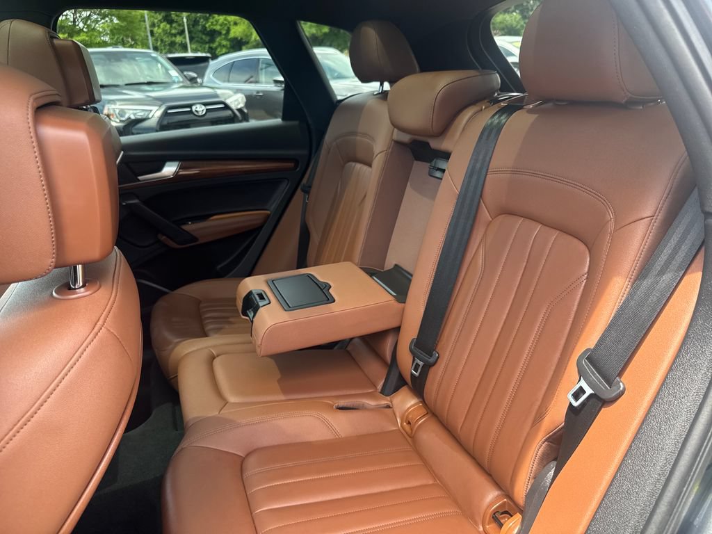 Used 2022 Audi Q5 2.0T Premium Plus AWD/4WD image 37