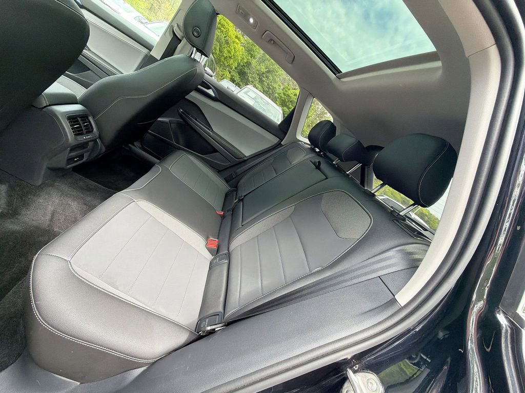 Used 2024 Volkswagen Taos SE AWD/4WD image 24