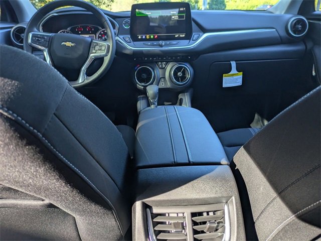 New 2025 Chevrolet Blazer LT image 25