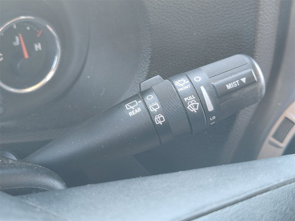 Used 2012 Jeep Wrangler Unlimited Sport image 27