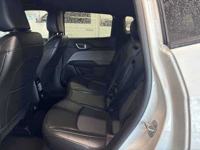 Used 2025 Jeep Compass Latitude AWD/4WD image 20