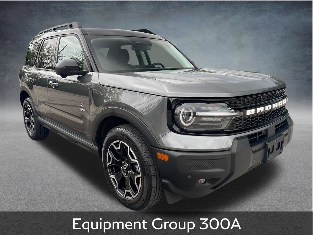 Used 2025 Ford Bronco Sport Outer Banks w/ Outer Banks Tech Package+ AWD/4WD image 2