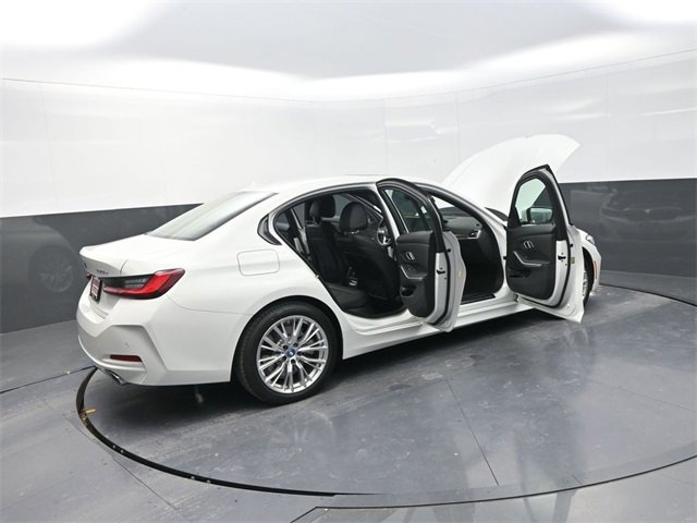 Used 2023 BMW 330e xDrive 330e xDrive w/ Premium Package image 41