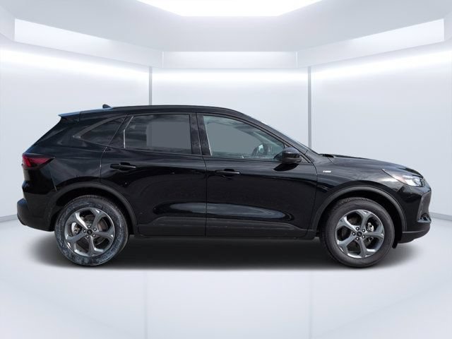 Used 2025 Ford Escape ST-Line Select AWD/4WD image 2